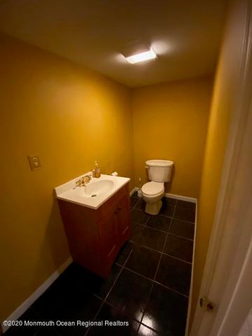 490 W Park Avenue, Oakhurst, NJ 07755