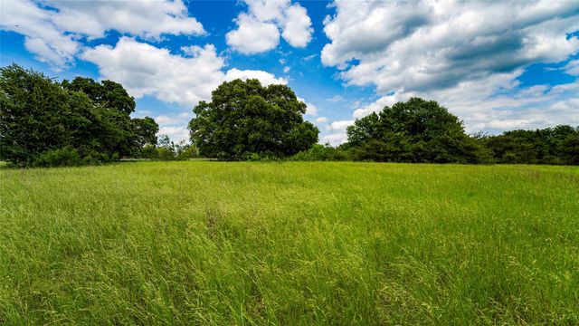 ESMT County Road 302, Rockdale, TX 78947