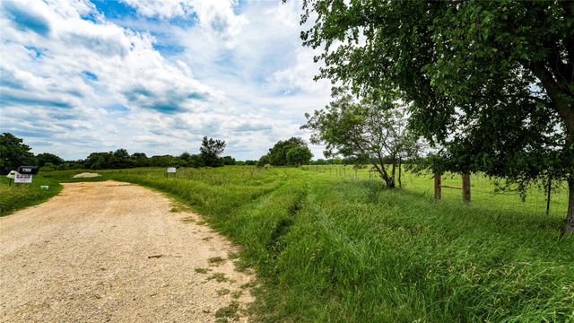 ESMT County Road 302, Rockdale, TX 78947