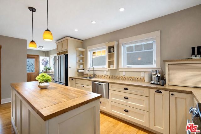 427 Howland Canal, Venice (los Angeles), CA 90291