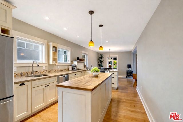 427 Howland Canal, Venice (los Angeles), CA 90291