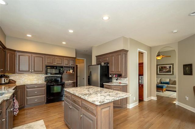 1342 S Redbud Street, Ottawa, KS 66067