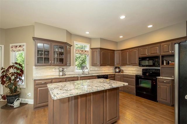 1342 S Redbud Street, Ottawa, KS 66067