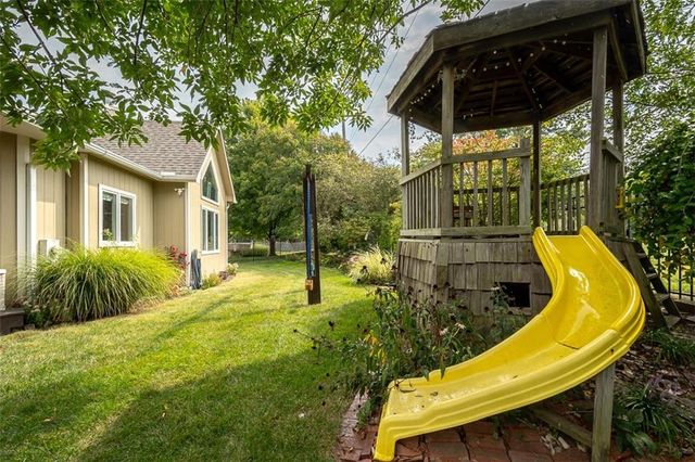 1342 S Redbud Street, Ottawa, KS 66067