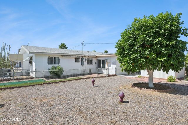 5458 E BOSTON Street, Mesa, AZ 85205