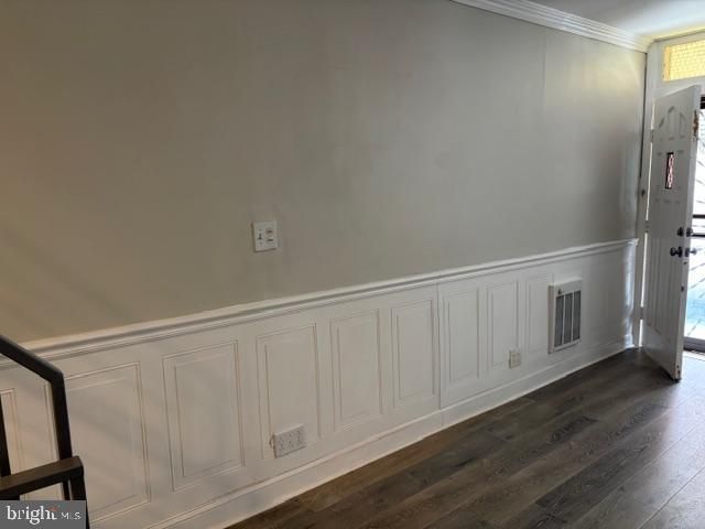 2424 S SARTAIN ST, Philadelphia, PA 19148