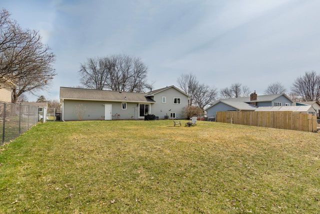 8656 Ivywood Avenue S, Cottage Grove, MN 55016