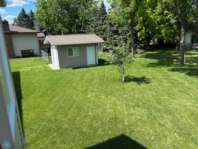 3818 S Rivershore Drive, Moorhead, MN 56560