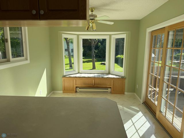 3818 S Rivershore Drive, Moorhead, MN 56560