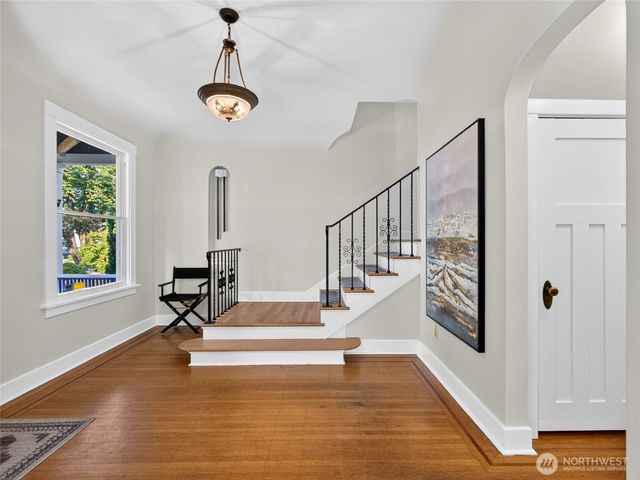 806 N J Street, Tacoma, WA 98403