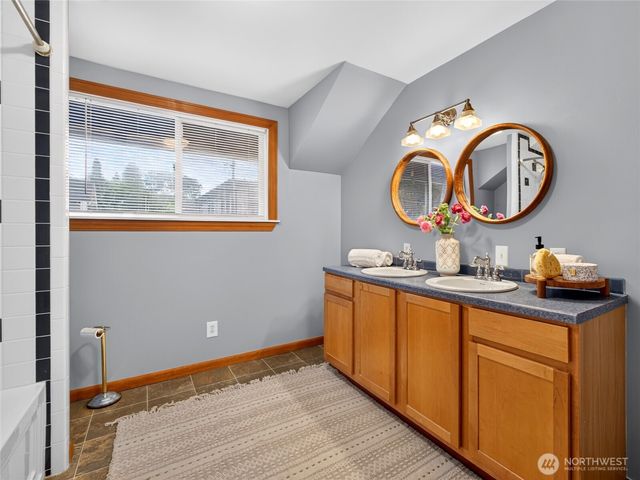 806 N J Street, Tacoma, WA 98403