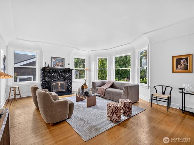 806 N J Street, Tacoma, WA 98403