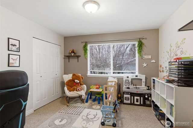 11808 209th Avenue Ct E, Bonney Lake, WA 98391