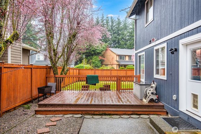 11808 209th Avenue Ct E, Bonney Lake, WA 98391