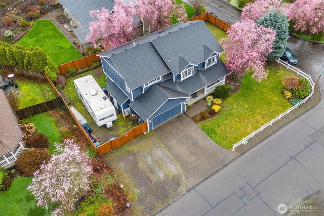 11808 209th Avenue Ct E, Bonney Lake, WA 98391