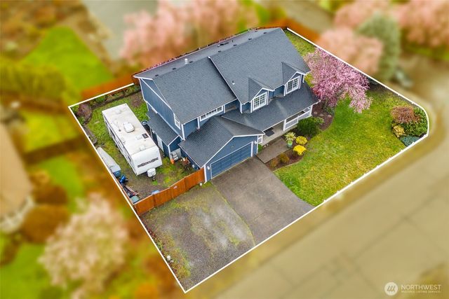11808 209th Avenue Ct E, Bonney Lake, WA 98391