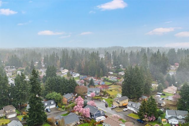 11808 209th Avenue Ct E, Bonney Lake, WA 98391