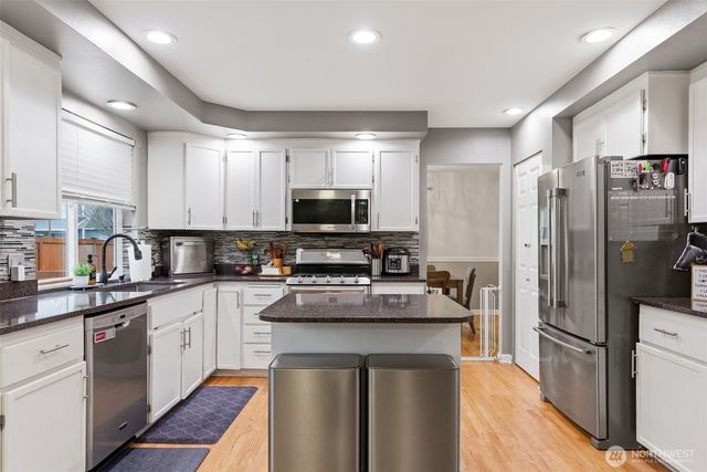 11808 209th Avenue Ct E, Bonney Lake, WA 98391