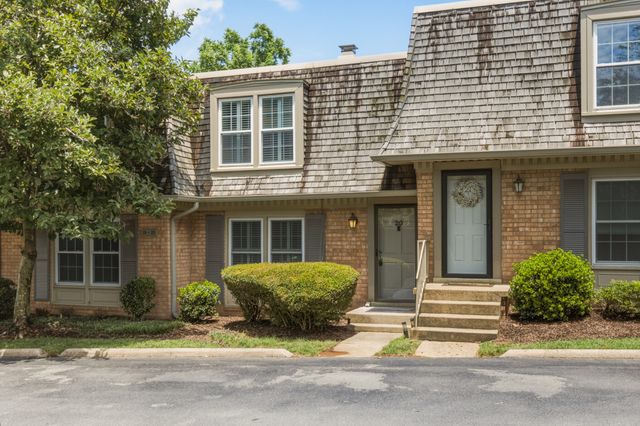 3000 Hillsboro Pike Apt 20, Nashville, TN 37215
