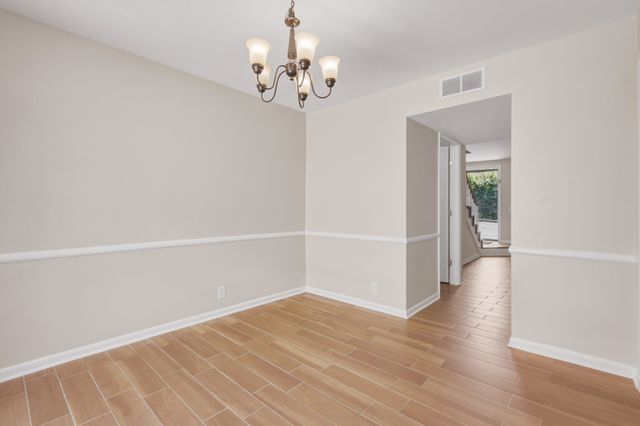 3000 Hillsboro Pike Apt 20, Nashville, TN 37215