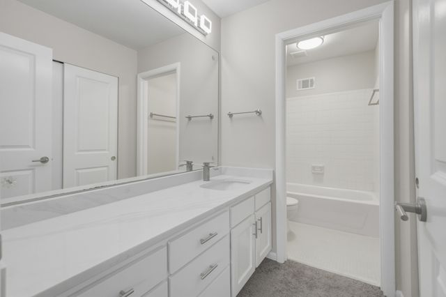 3000 Hillsboro Pike Apt 20, Nashville, TN 37215