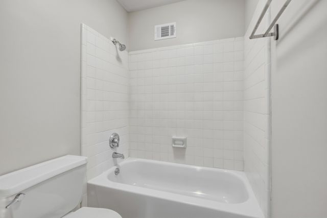 3000 Hillsboro Pike Apt 20, Nashville, TN 37215