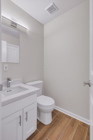 3000 Hillsboro Pike Apt 20, Nashville, TN 37215