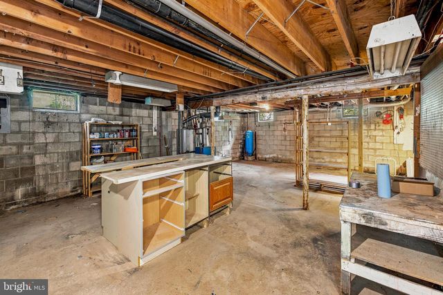 480 N MAIN ST, Clayton, NJ 08312