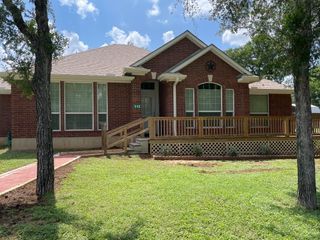 112 Mari LN, Spicewood, TX 78669