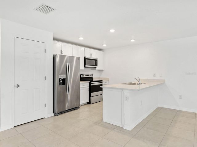 12168 GROSSPOINT AVENUE, Port Charlotte, FL 33981