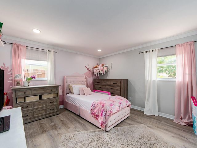 3566 7TH AVENUE SE, Largo, FL 33771