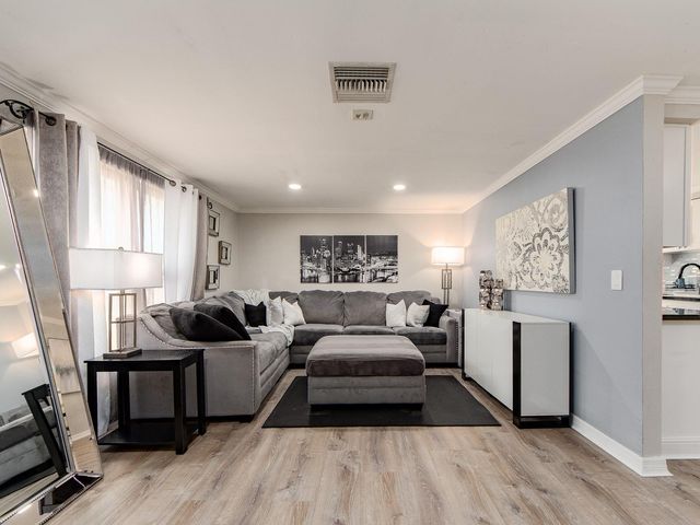 3566 7TH AVENUE SE, Largo, FL 33771