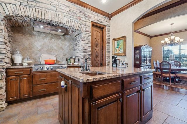 2293 Cottage Lane, Blanchard, OK 73010