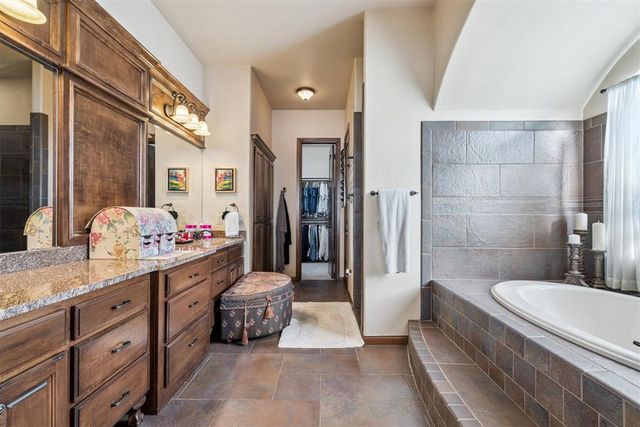 2293 Cottage Lane, Blanchard, OK 73010