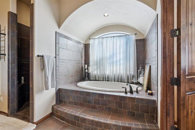 2293 Cottage Lane, Blanchard, OK 73010