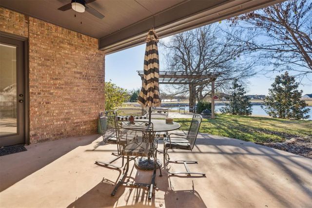 2293 Cottage Lane, Blanchard, OK 73010