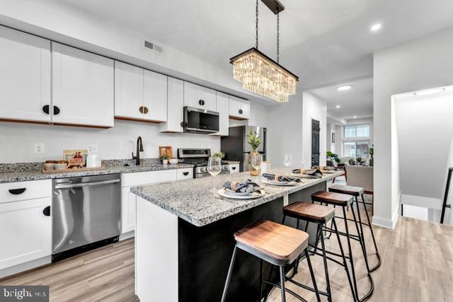 3202 MCELDERRY STREET, Baltimore, MD 21205