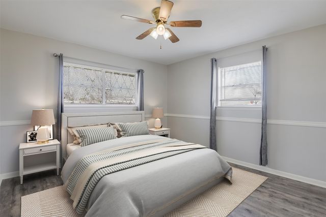 105 Stiles Drive, Midlothian, TX 76065