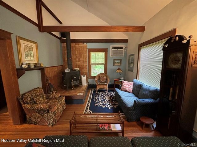 123 Plains Road, New Paltz, NY 12561