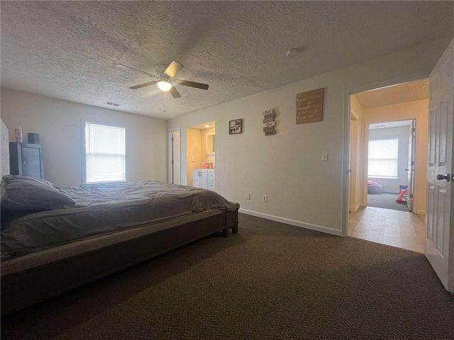 100 4343p Lane, Clinton, MO 64735