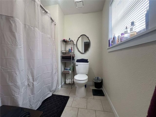 100 4343p Lane, Clinton, MO 64735