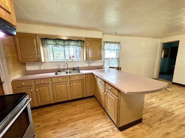 673 WASHINGTON Street, Meadville, PA 16335