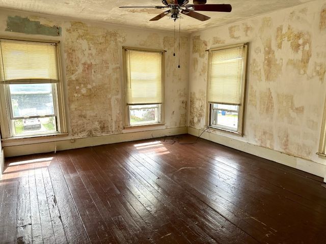 673 WASHINGTON Street, Meadville, PA 16335