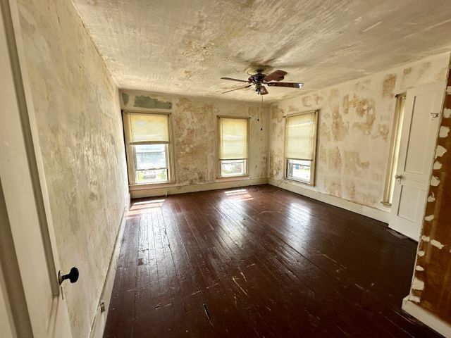 673 WASHINGTON Street, Meadville, PA 16335