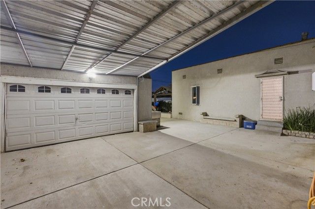 718 S Poinsettia, Compton, CA 90221