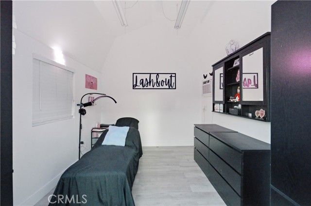 718 S Poinsettia, Compton, CA 90221