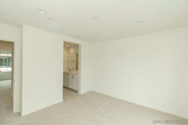 2564 Delphinium Ln, Carlsbad, CA 92008