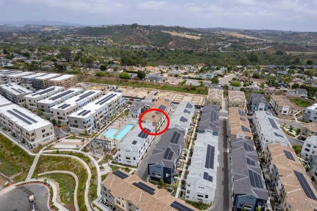 2564 Delphinium Ln, Carlsbad, CA 92008