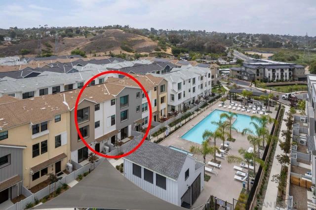 2564 Delphinium Ln, Carlsbad, CA 92008
