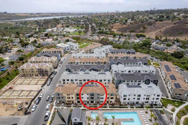2564 Delphinium Ln, Carlsbad, CA 92008